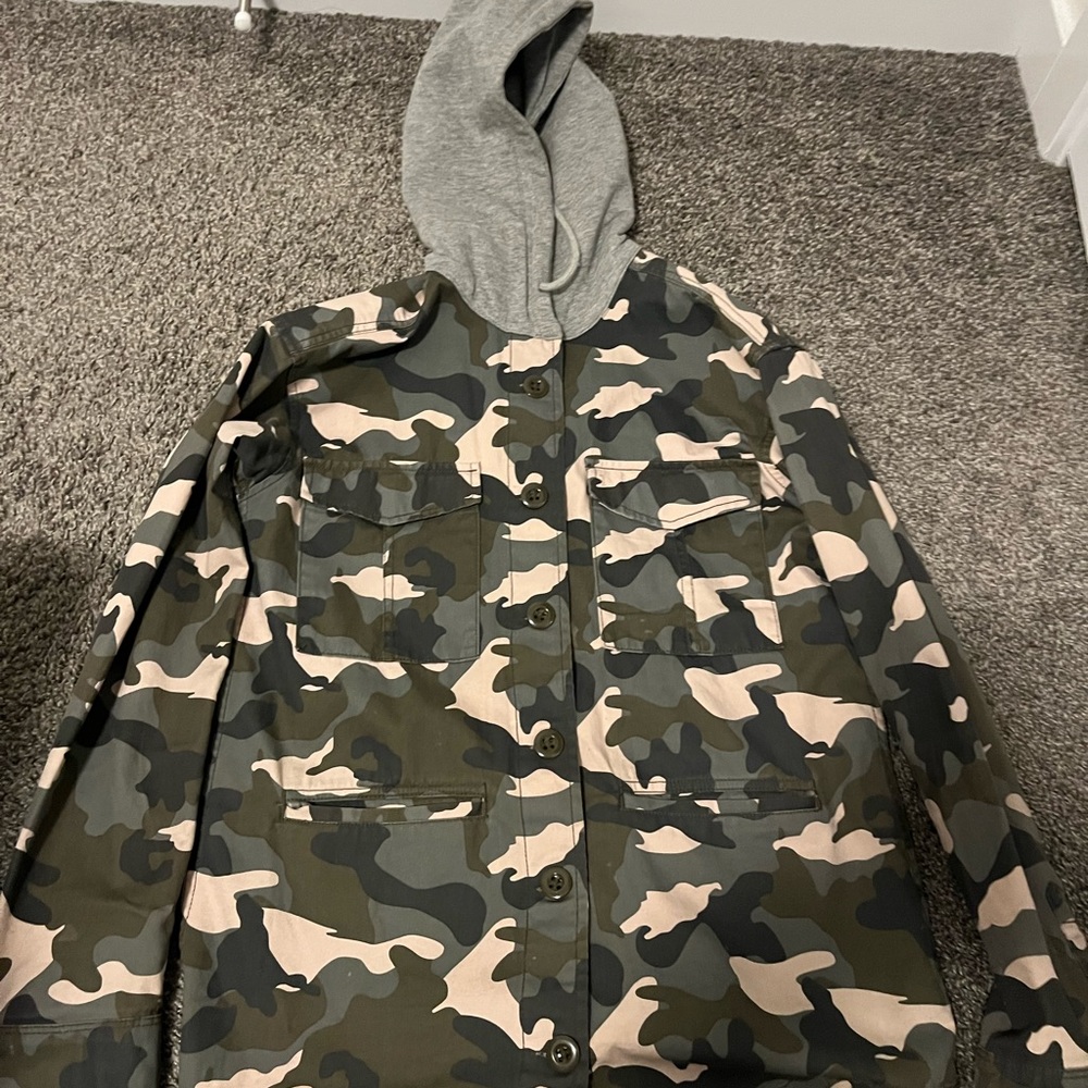 camo jacket with hoodie